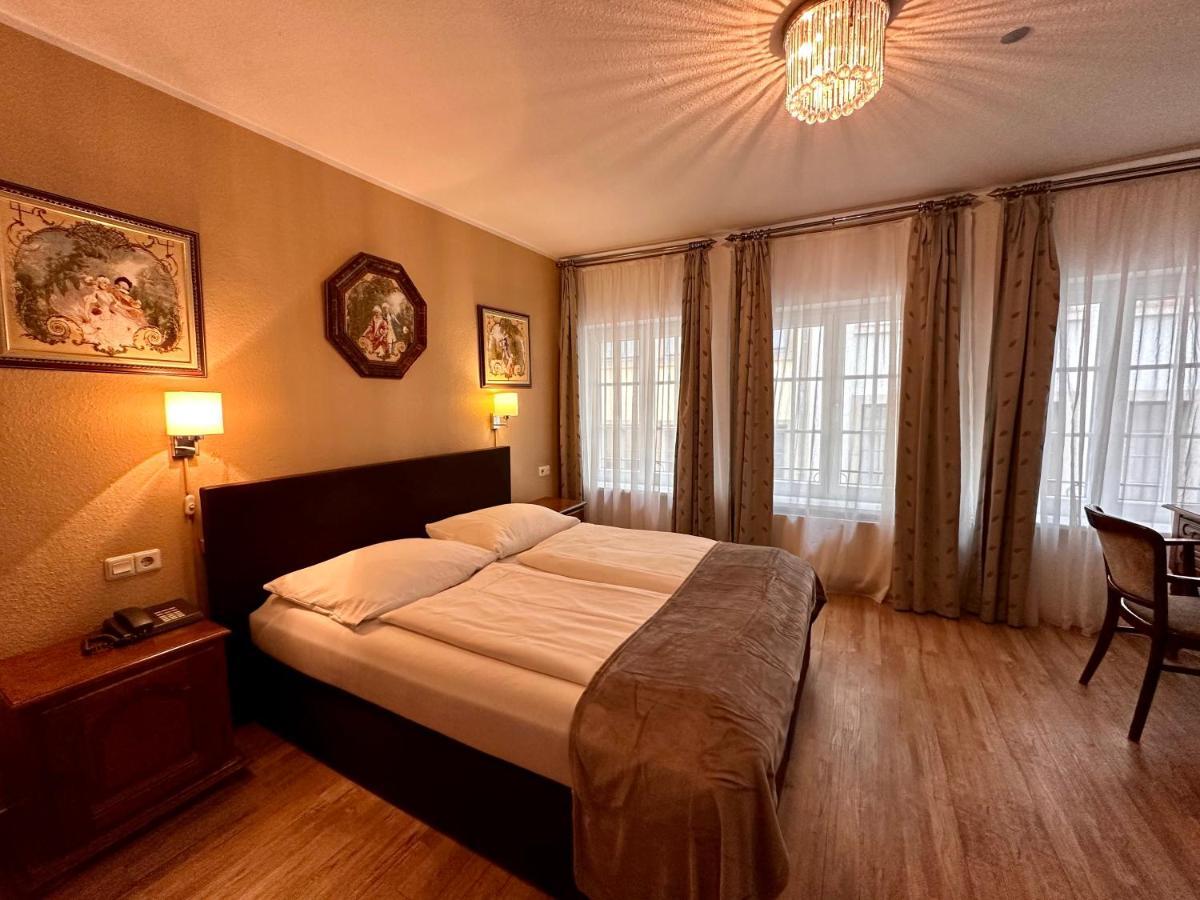 Altstadthotel Hayk Am Rhein Κολωνία Εξωτερικό φωτογραφία