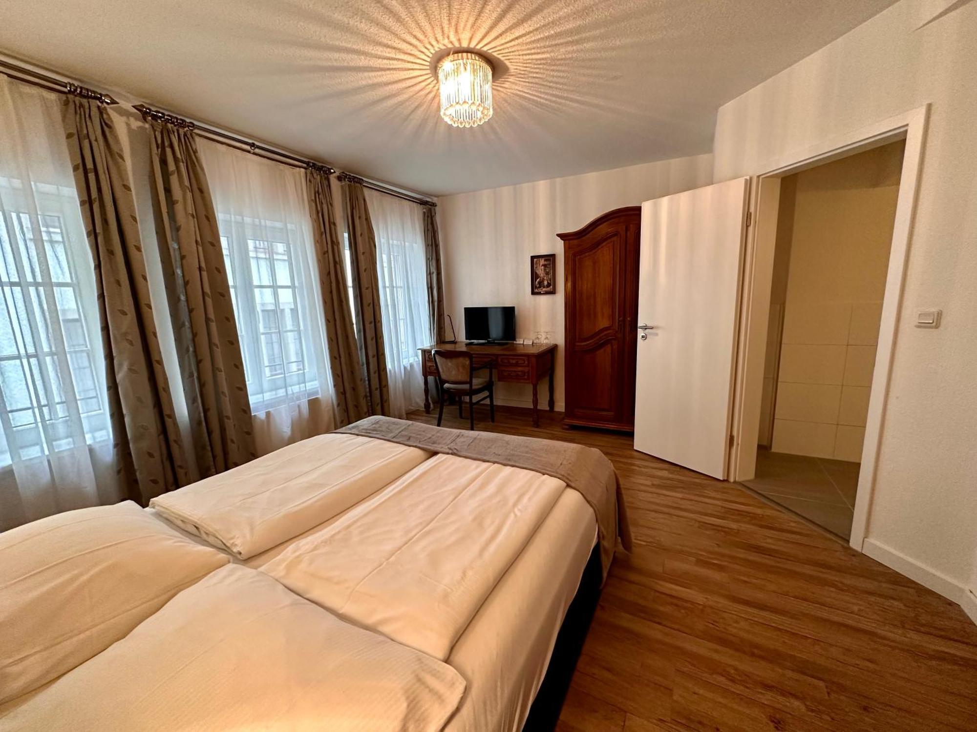 Altstadthotel Hayk Am Rhein Κολωνία Δωμάτιο φωτογραφία