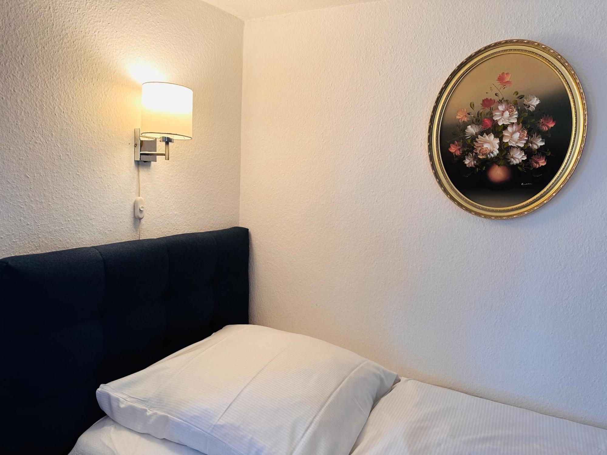 Altstadthotel Hayk Am Rhein Κολωνία Εξωτερικό φωτογραφία