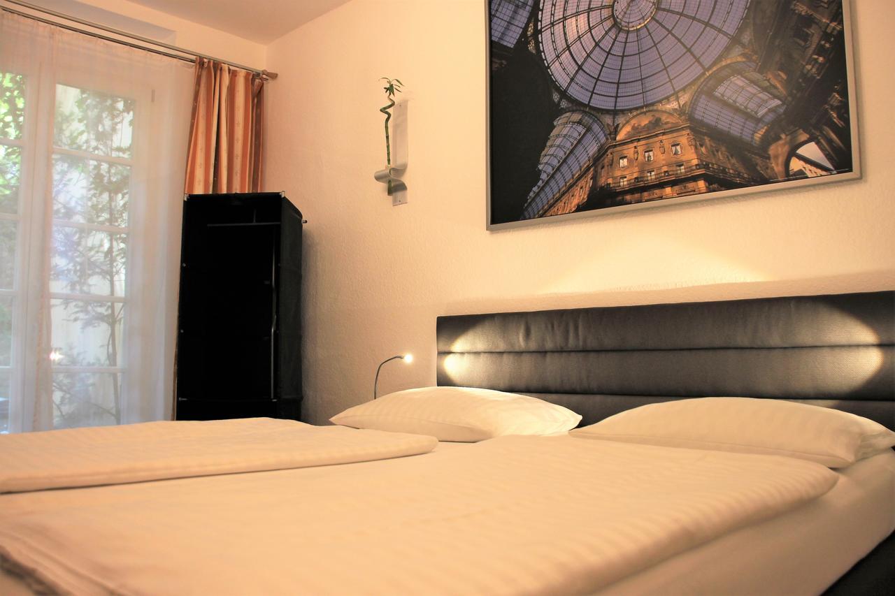 Altstadthotel Hayk Am Rhein Κολωνία Εξωτερικό φωτογραφία