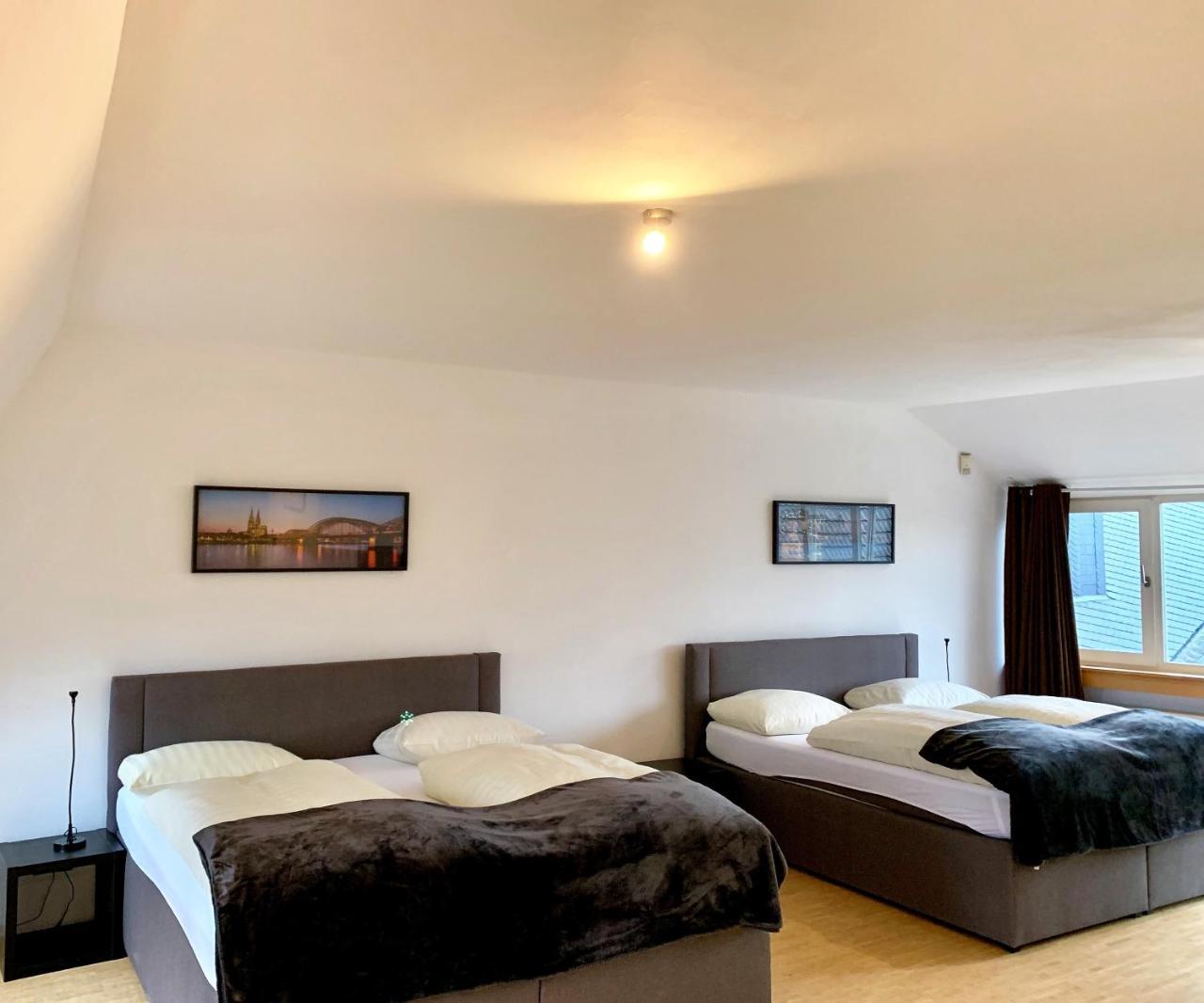 Altstadthotel Hayk Am Rhein Κολωνία Εξωτερικό φωτογραφία